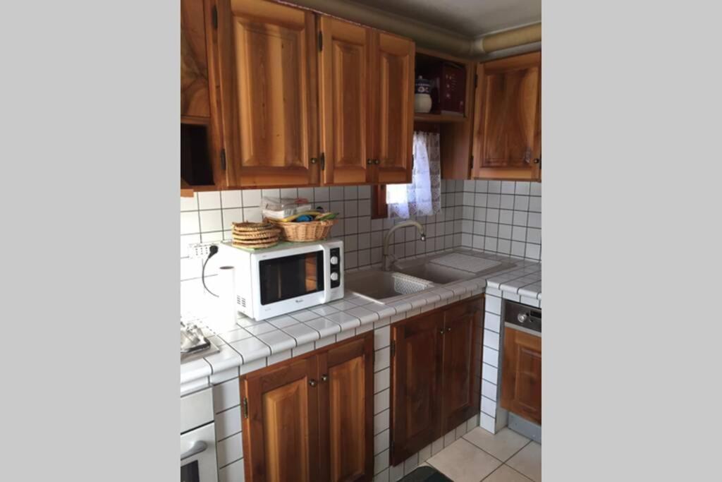 Appartamento Con Parcheggio Pubblico Sotto Casa Saint-Vincent Exterior foto